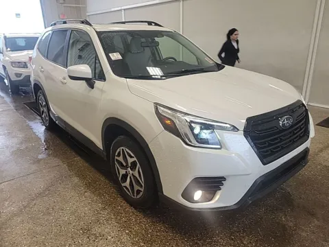 More photos of 2023 Subaru Forester Premium at Lakeside Automotive Group, MI