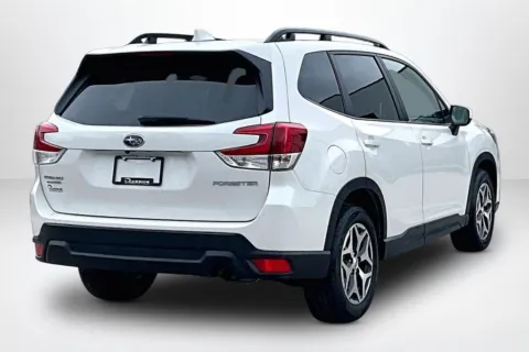 More photos of 2023 Subaru Forester Premium at Lakeside Automotive Group, MI