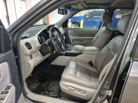 More photos of 2012 Honda Pilot EX-L at Lakeside Automotive Group, MI