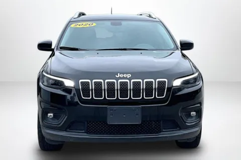 Photos of 2020 Jeep Cherokee Latitude for sale in Spring Lake, MI at Lakeside Automotive Group
