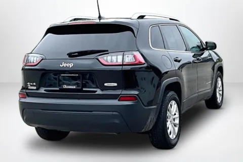 More photos of 2020 Jeep Cherokee Latitude at Lakeside Automotive Group, MI