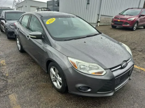 More photos of 2014 Ford Focus SE at Lakeside Automotive Group, MI