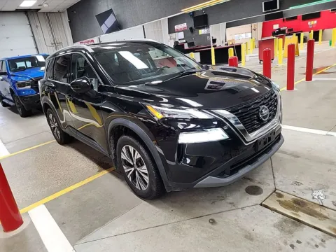 More photos of 2021 Nissan Rogue SV at Lakeside Automotive Group, MI