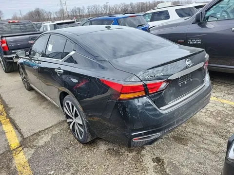 Photos of 2019 Nissan Altima 2.5 Platinum for sale in Spring Lake, MI at Lakeside Automotive Group