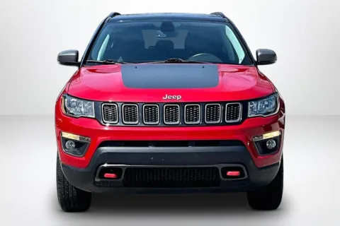 Photos of 2019 Jeep Compass Trailhawk for sale in Spring Lake, MI at Lakeside Automotive Group