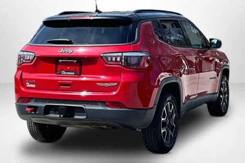 More photos of 2019 Jeep Compass Trailhawk at Lakeside Automotive Group, MI