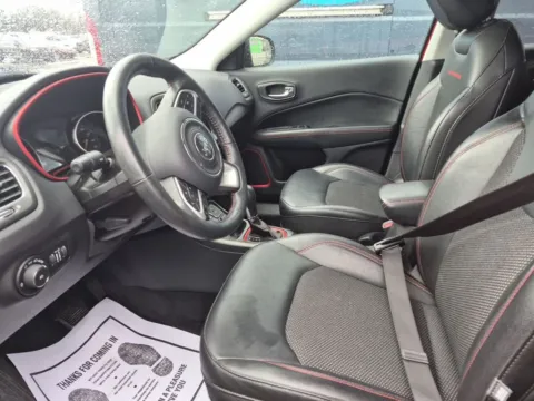 More photos of 2019 Jeep Compass Trailhawk at Lakeside Automotive Group, MI