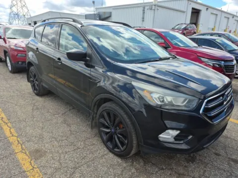 More photos of 2017 Ford Escape SE at Lakeside Automotive Group, MI