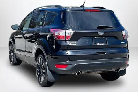 More photos of 2017 Ford Escape SE at Lakeside Automotive Group, MI