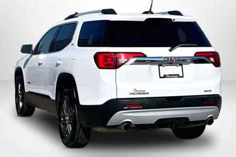 More photos of 2019 GMC Acadia SLT-1 at Lakeside Automotive Group, MI