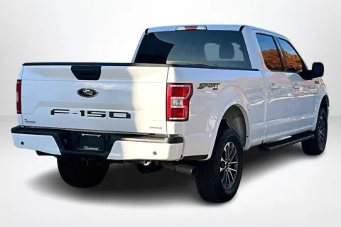 More photos of 2019 Ford F-150 XLT at Lakeside Automotive Group, MI