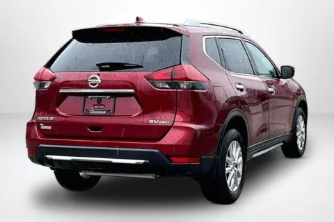 More photos of 2020 Nissan Rogue S at Lakeside Automotive Group, MI