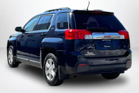 More photos of 2015 GMC Terrain SLE-2 at Lakeside Automotive Group, MI
