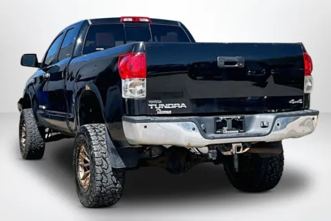 More photos of 2007 Toyota Tundra Limited at Lakeside Automotive Group, MI