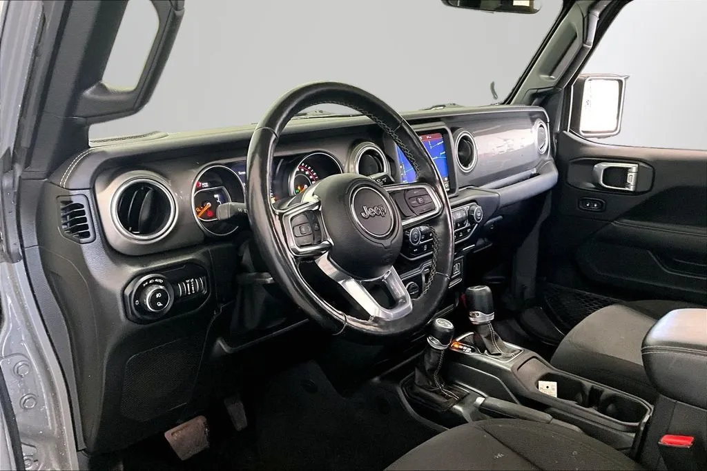 Jeep Gladiator photo 17