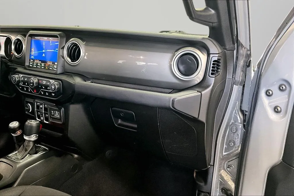 Jeep Gladiator photo 26