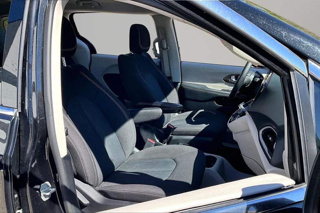 Chrysler Voyager photo 26