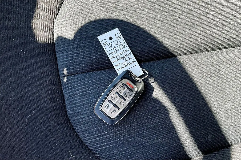 Chrysler Voyager photo 30