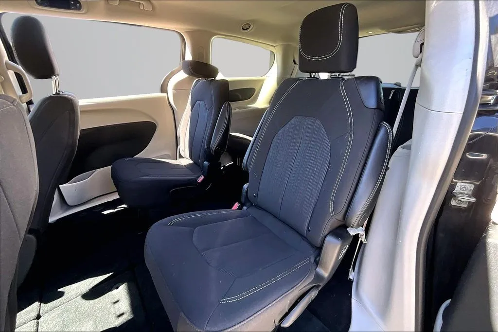 Chrysler Voyager photo 20