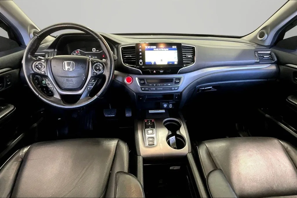 Honda Ridgeline photo 8