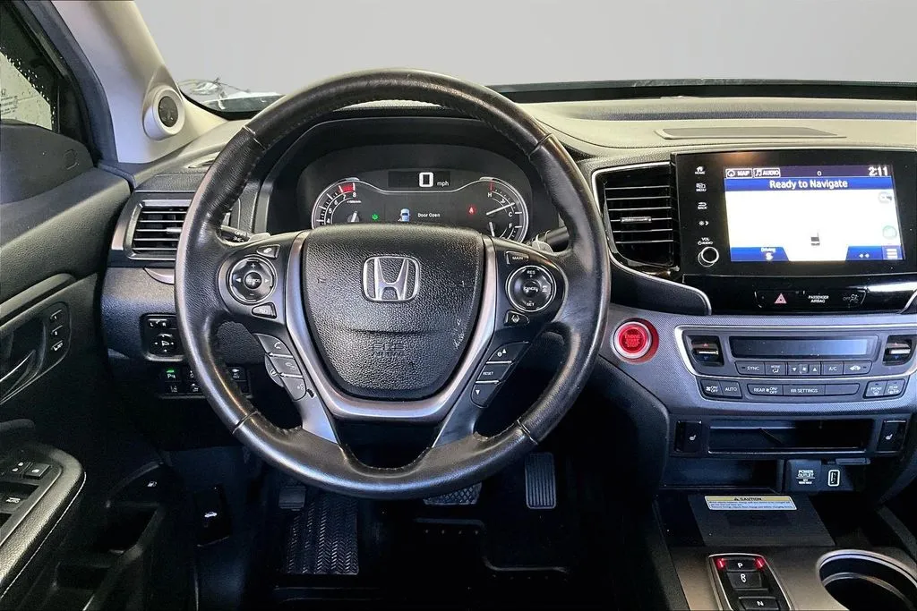 Honda Ridgeline photo 9