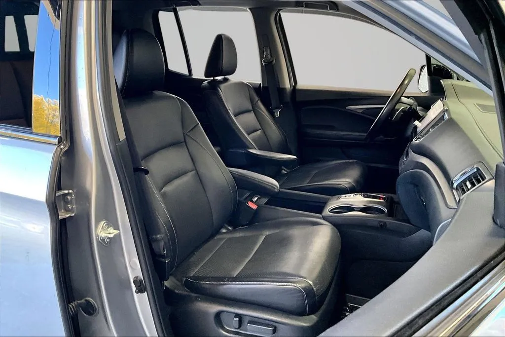 Honda Ridgeline photo 29