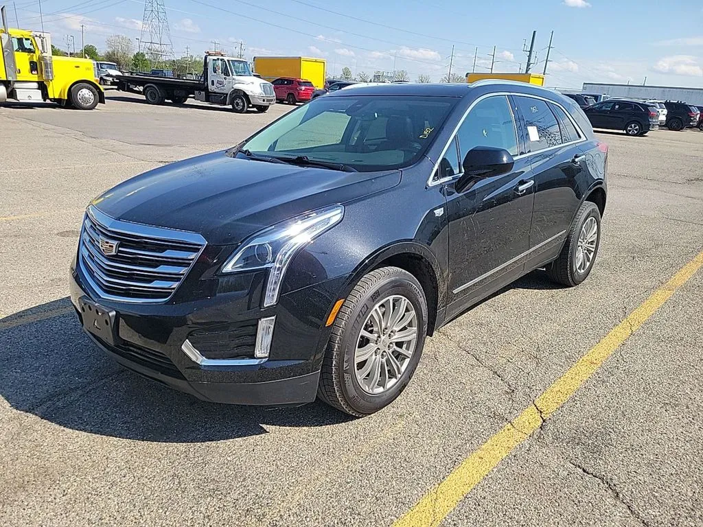 Black 2019 Cadillac XT5 Luxury for sale in Spring Lake, MI