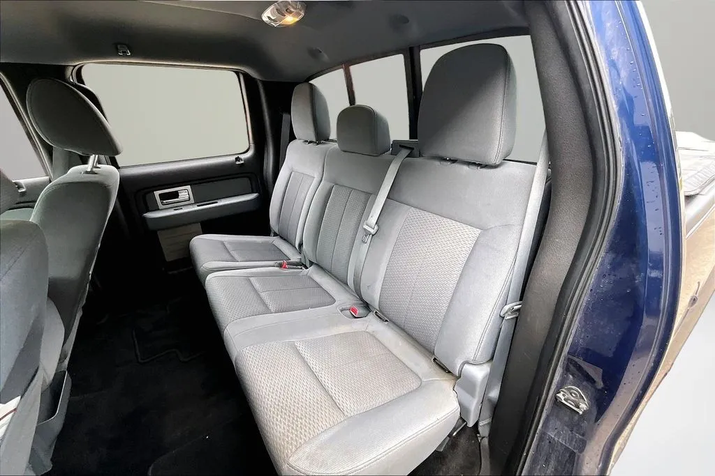 Ford F-150 photo 18