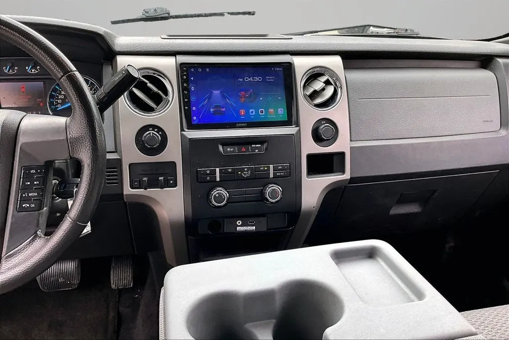 Ford F-150 photo 9