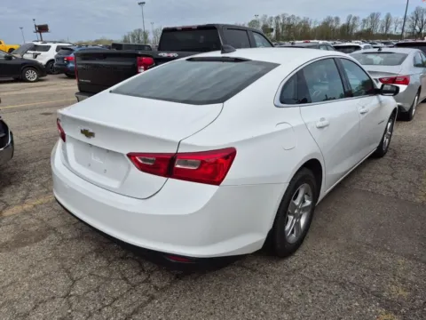 More photos of 2022 Chevrolet Malibu LS at Lakeside Automotive Group, MI