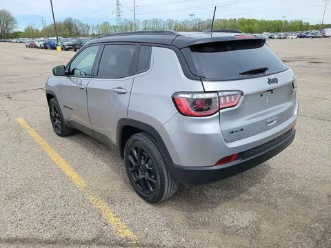 Photos of 2022 Jeep Compass Altitude for sale in Spring Lake, MI at Lakeside Automotive Group