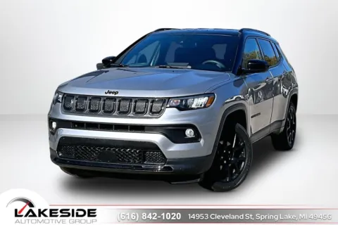 Silver 2022 Jeep Compass Latitude for sale in Spring Lake, MI