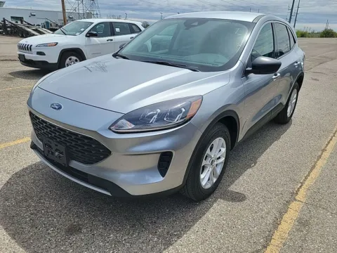 Silver 2022 Ford Escape SE for sale in Spring Lake, MI