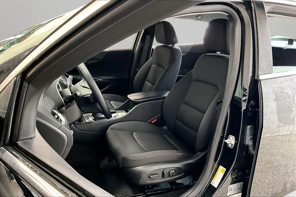 Chevrolet Malibu photo 21