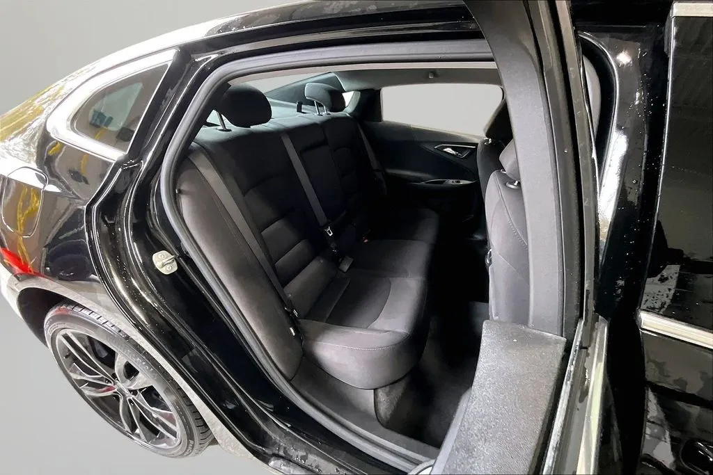 Chevrolet Malibu photo 25