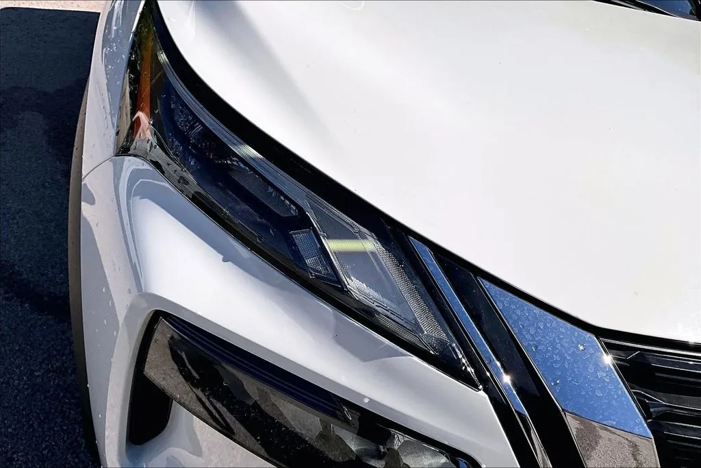 Nissan Rogue photo 30