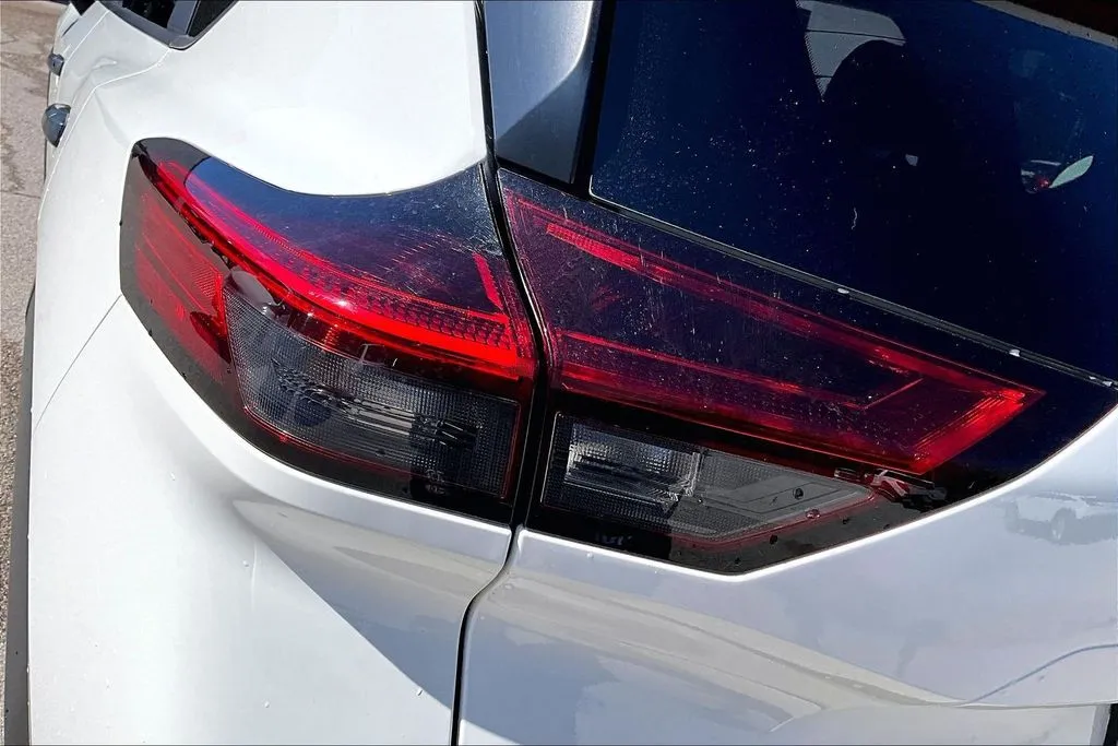 Nissan Rogue photo 23