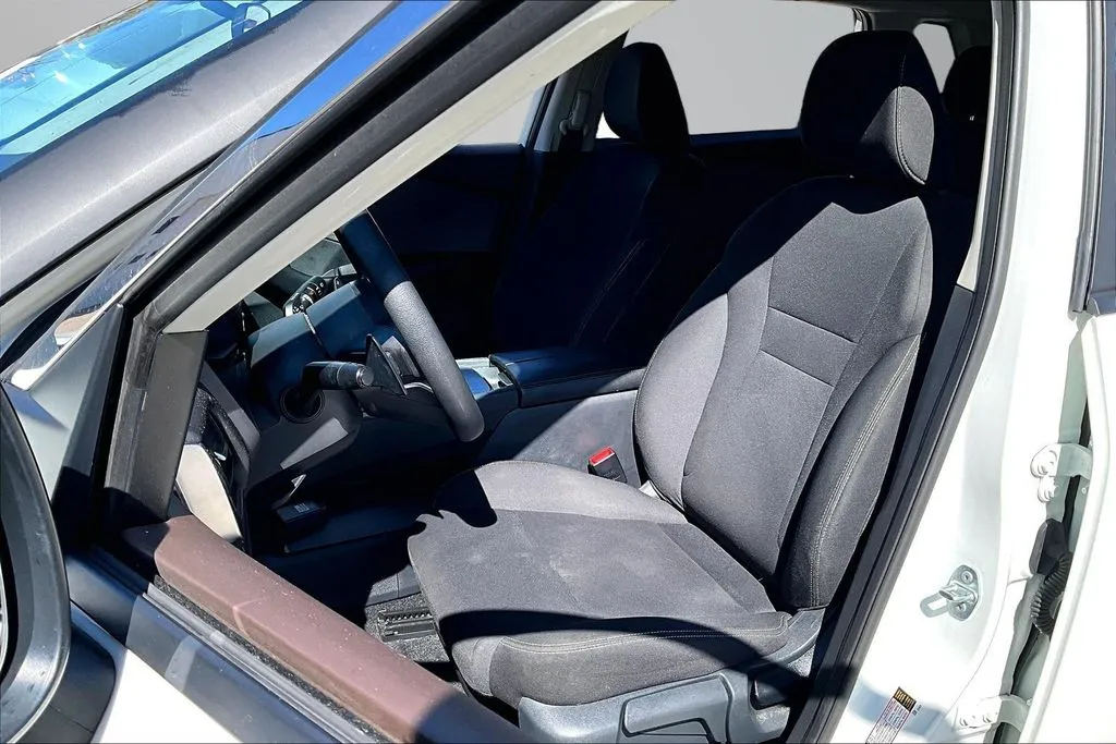 Nissan Rogue photo 21