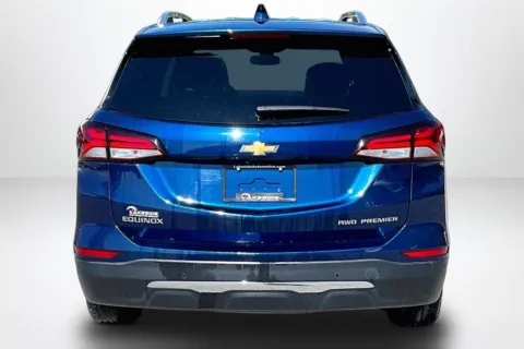 More photos of 2022 Chevrolet Equinox Premier at Lakeside Automotive Group, MI