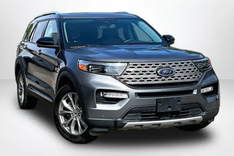 Another view of 2022 Ford Explorer Limited for sale in Spring Lake, MI at Lakeside Automotive Group