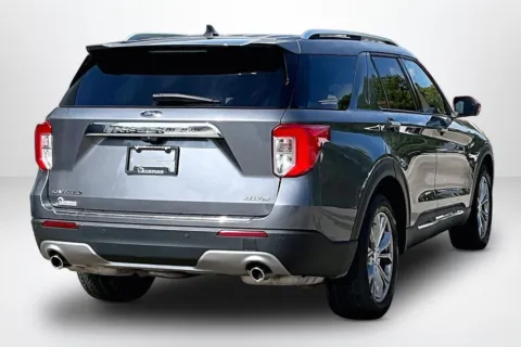 More photos of 2022 Ford Explorer Limited at Lakeside Automotive Group, MI