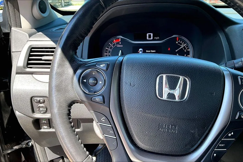 Honda Pilot photo 11