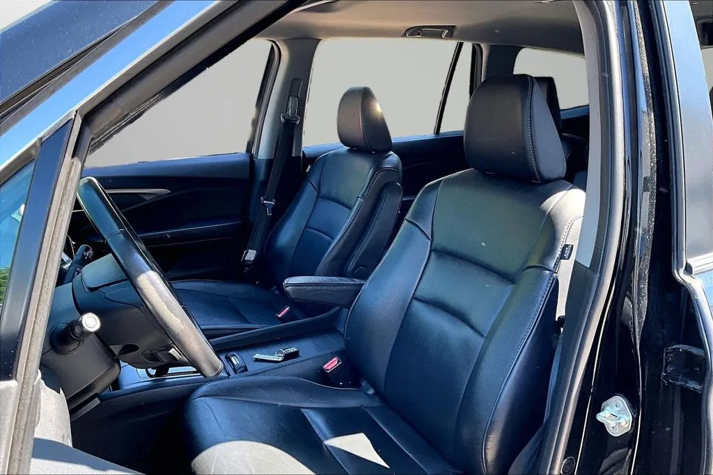 Honda Pilot photo 20