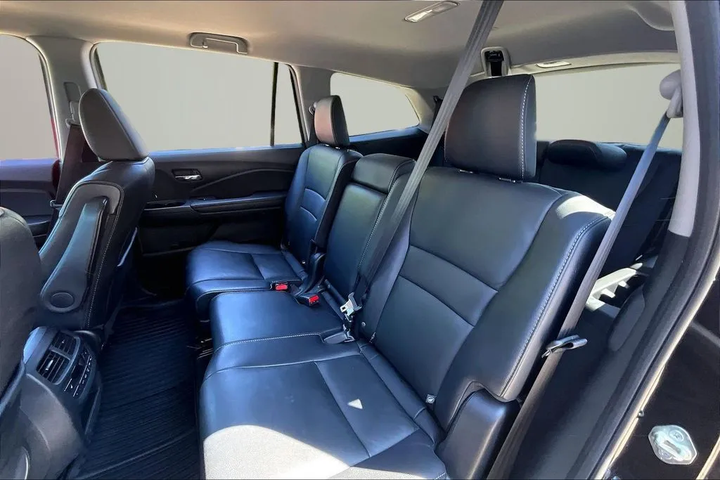 Honda Pilot photo 21