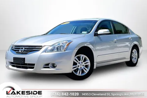 Silver 2010 Nissan Altima 2.5 SL for sale in Spring Lake, MI