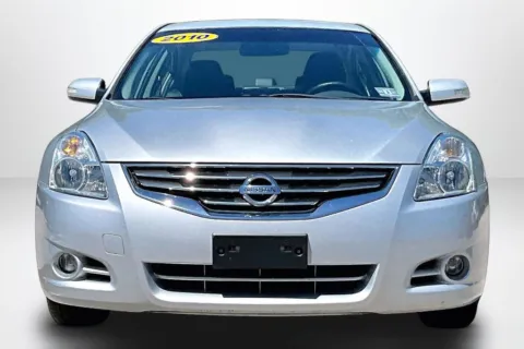 Photos of 2010 Nissan Altima 2.5 SL for sale in Spring Lake, MI at Lakeside Automotive Group