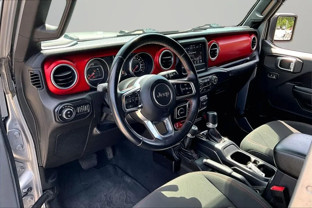 Jeep Gladiator photo 18