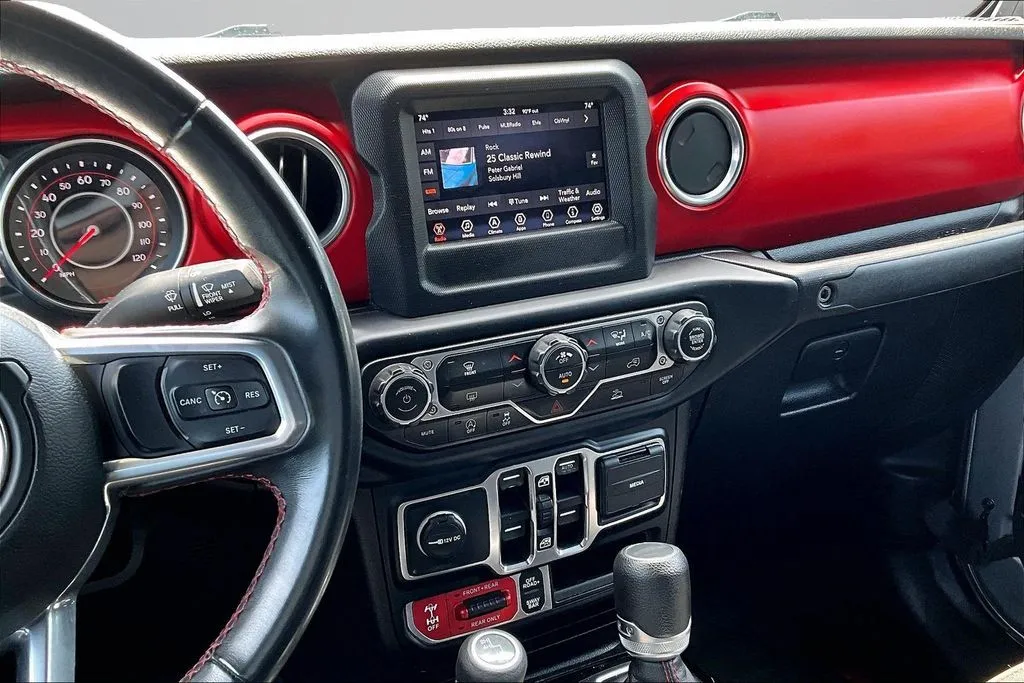Jeep Gladiator photo 10