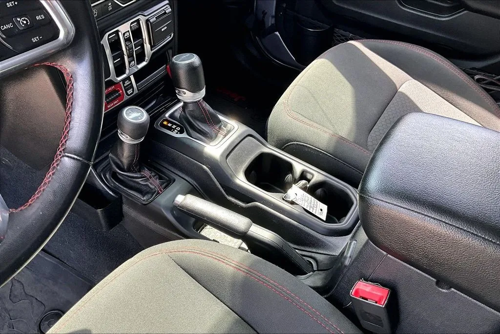 Jeep Gladiator photo 19