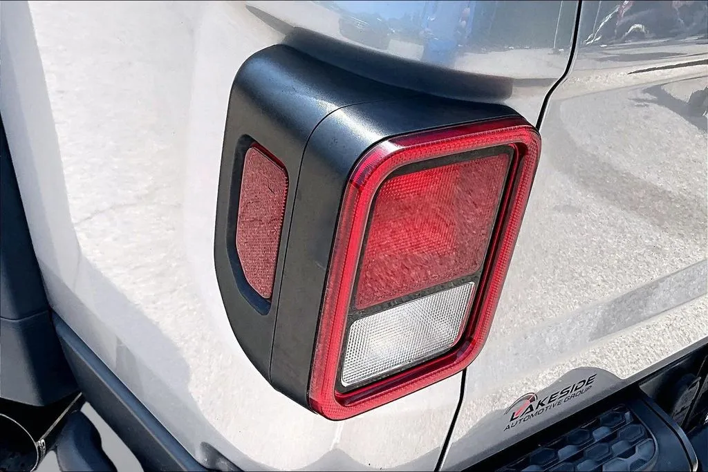 Jeep Gladiator photo 24